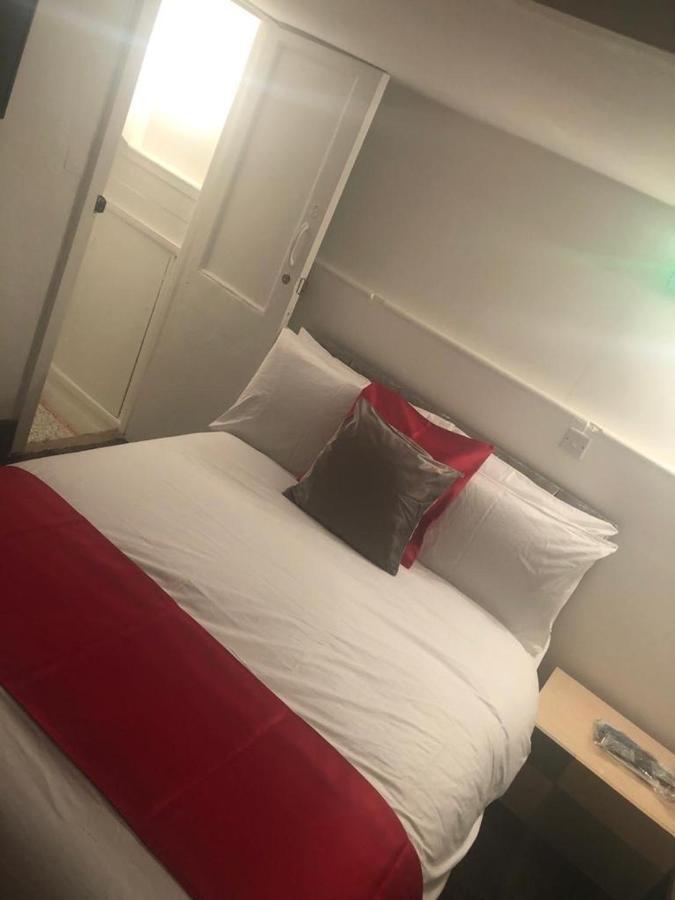 Kirubash Central Pier Hotel Μπλάκπουλ Εξωτερικό φωτογραφία