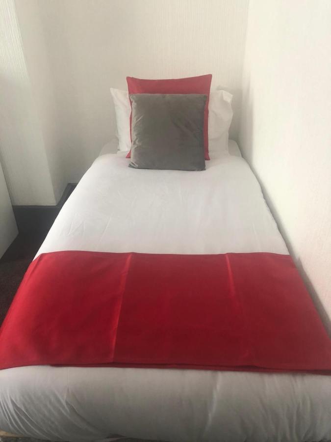Kirubash Central Pier Hotel Μπλάκπουλ Εξωτερικό φωτογραφία